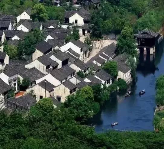 合成樹脂瓦讓坡屋面重現魅力,使中國的瓦文化得以傳承和發展